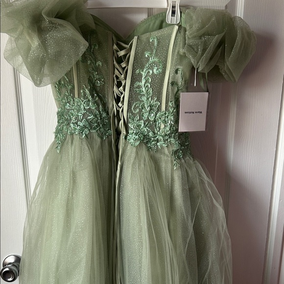 Sage Green Tulle Party Dress with Puff Sleeves - Picture 9 of 10